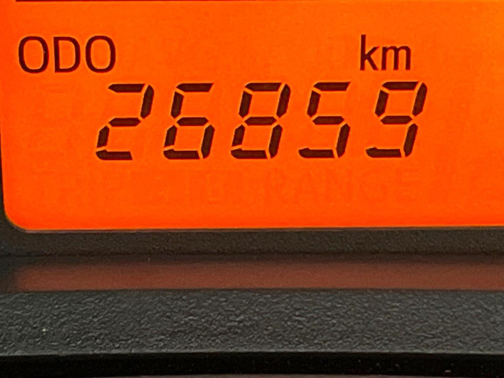 2018 Toyota Vitz DBA-KSP130 (UW-69f1f7353989d)[2]