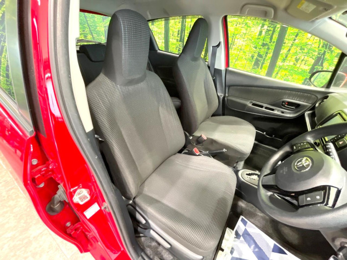 2018 Toyota Vitz DBA-KSP130 (UW-69f1f7353989d)[28]