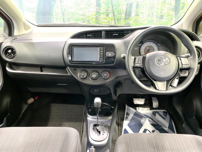 2018 Toyota Vitz DBA-KSP130 (UW-69f1f7353989d)[4]