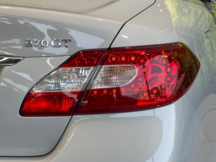 2012 Nissan Fuga DBA-KY51 (UW-69f1f7366c6f0)[22]