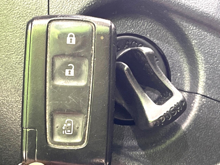 2010 Daihatsu Tanto DBA-L375S (UW-69f1f737812b7)[12]