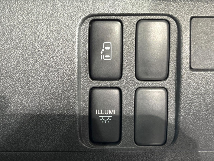2011 Daihatsu Tanto CBA-L375S (UW-69f1f738c7771)[14]