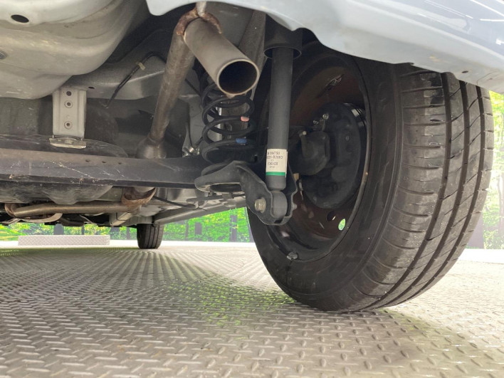2012 Daihatsu Mira Cocoa DBA-L675S (UW-69f1f7394d5c9)[28]