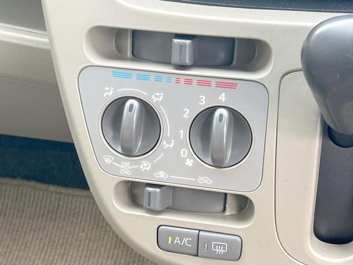 2013 Daihatsu Move DBA-LA110S (UW-69f1f739e2274)[11]