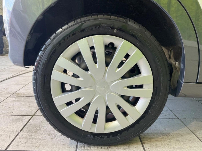 2016 Daihatsu Cast DBA-LA250S (UW-69f1f73da997c)[22]