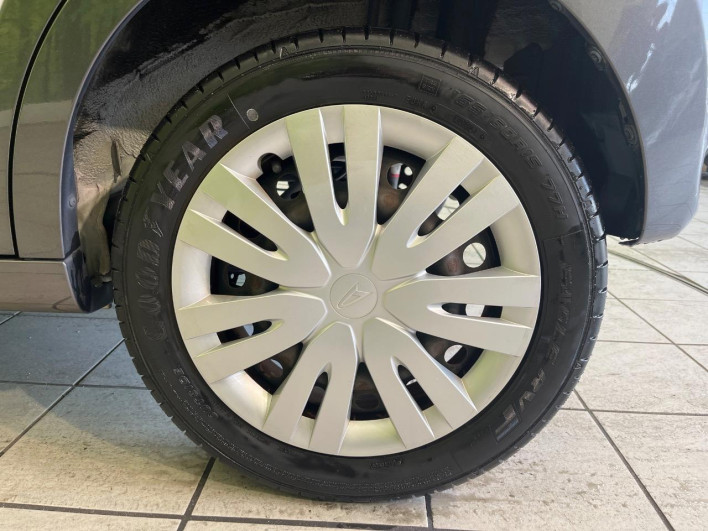 2016 Daihatsu Cast DBA-LA250S (UW-69f1f73da997c)[4]