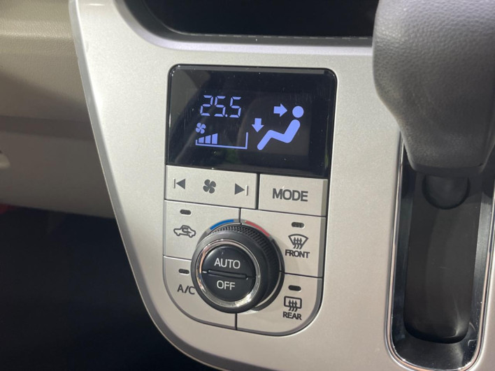 2016 Daihatsu Cast DBA-LA260S (UW-69f1f73ea1edb)[12]