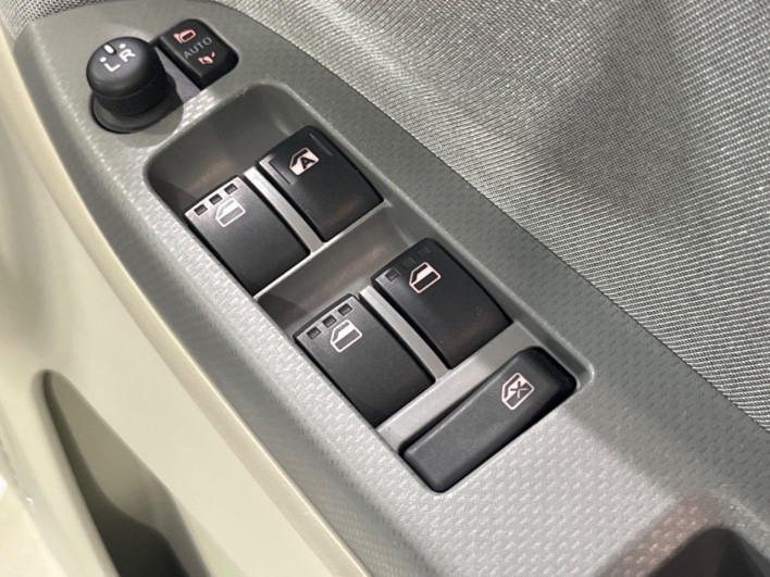 2016 Daihatsu Cast DBA-LA260S (UW-69f1f73ea1edb)[23]