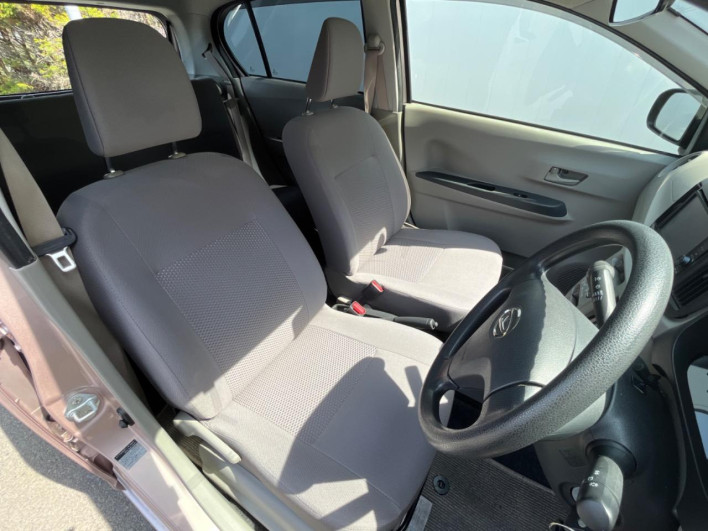 2016 Daihatsu Mirai Ease DBA-LA300S (UW-69f1f73fd63b9)[11]