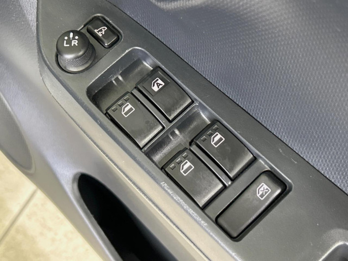 2021 Daihatsu Mirai Ease 5BA-LA350S (UW-69f1f7438ce2e)[29]