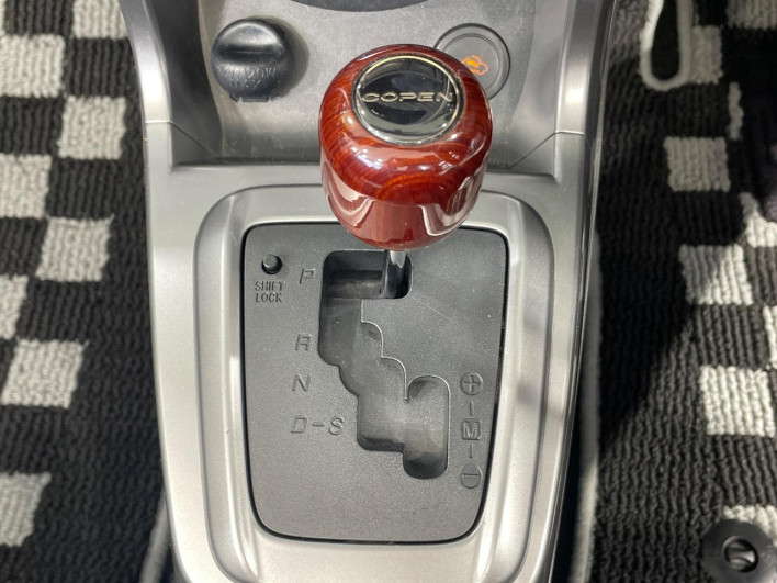 2015 Daihatsu Copen DBA-LA400K (UW-69f1f745ab8cf)[28]