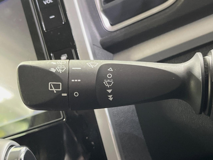 2015 Daihatsu Tanto DBA-LA600S (UW-69f1f747d3fa8)[29]