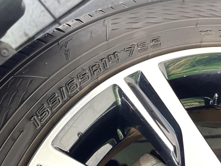 2015 Daihatsu Tanto DBA-LA600S (UW-69f1f748a1d94)[16]