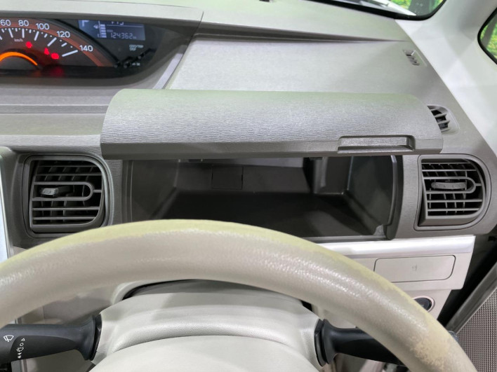 2016 Daihatsu Tanto DBA-LA600S (UW-69f1f74934580)[12]