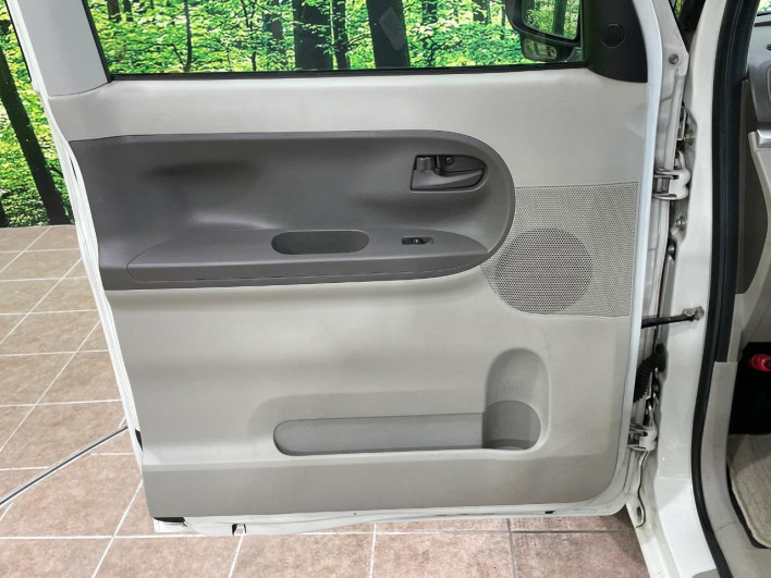 2016 Daihatsu Tanto DBA-LA600S (UW-69f1f74934580)[19]