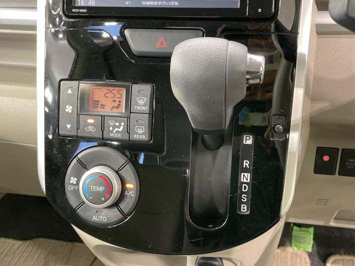 2016 Daihatsu Tanto DBA-LA600S (UW-69f1f74934580)[9]