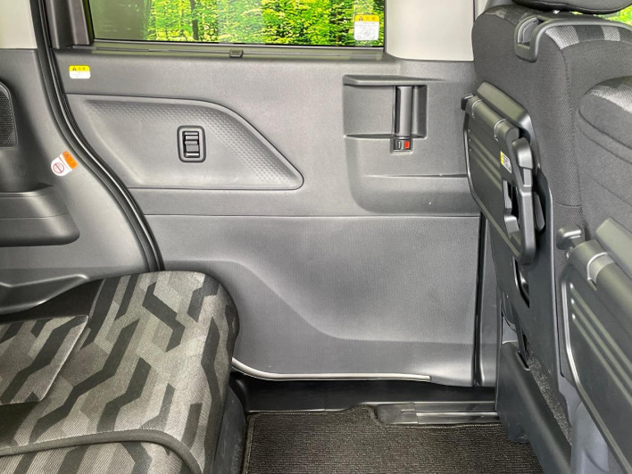 2023 Daihatsu Tanto 5BA-LA650S (UW-69f1f74d65d00)[21]