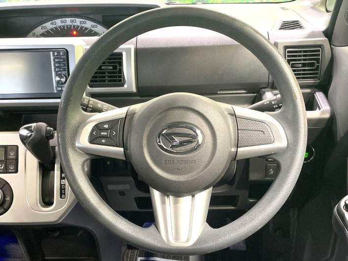 2015 Daihatsu Wake DBA-LA700S (UW-69f1f7515caba)[5]