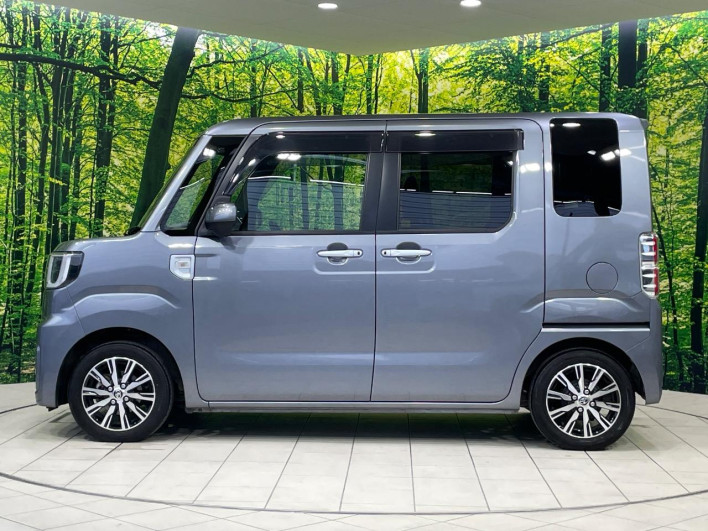 2021 Toyota Pixis Mega 3BA-LA700A (UW-69f1f7517611a)[18]