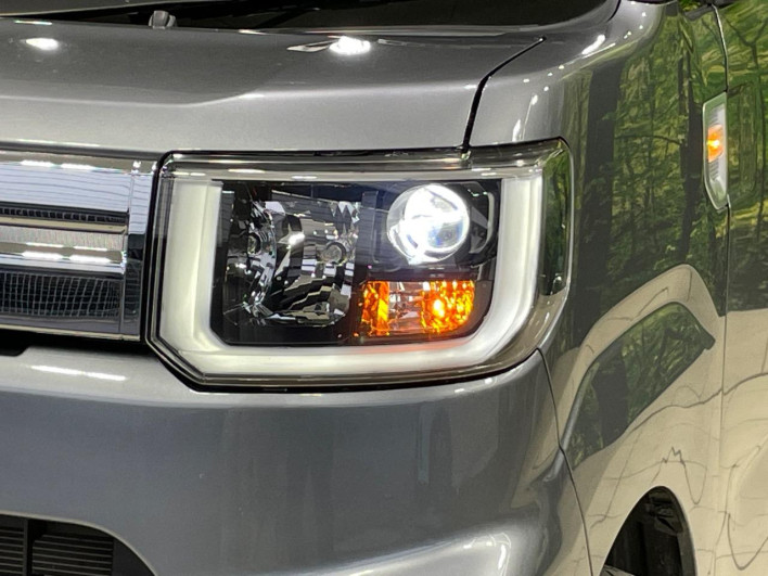 2021 Toyota Pixis Mega 3BA-LA700A (UW-69f1f7517611a)[16]