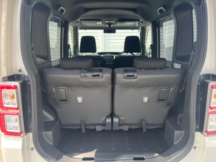 2015 Daihatsu Wake DBA-LA700S (UW-69f1f751acb75)[23]