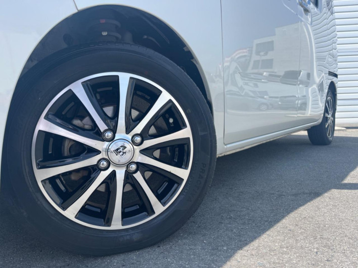 2015 Daihatsu Wake DBA-LA700S (UW-69f1f751acb75)[6]