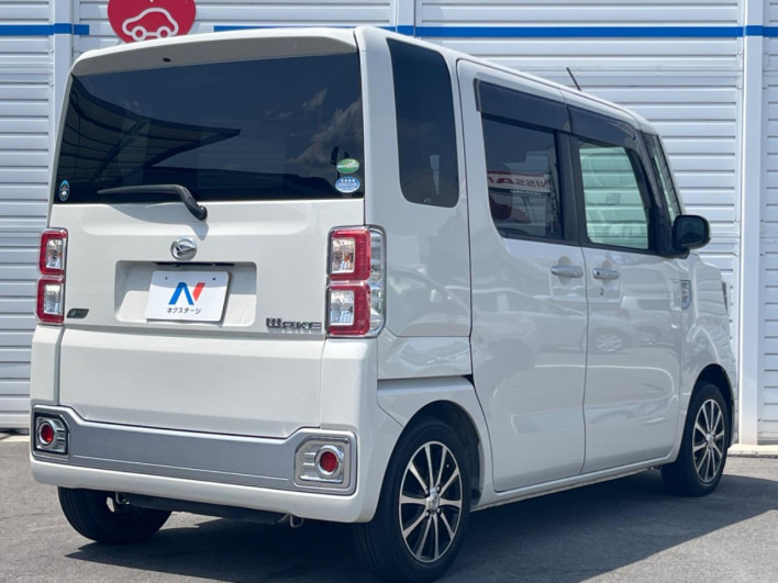 2015 Daihatsu Wake DBA-LA700S (UW-69f1f751acb75)[20]