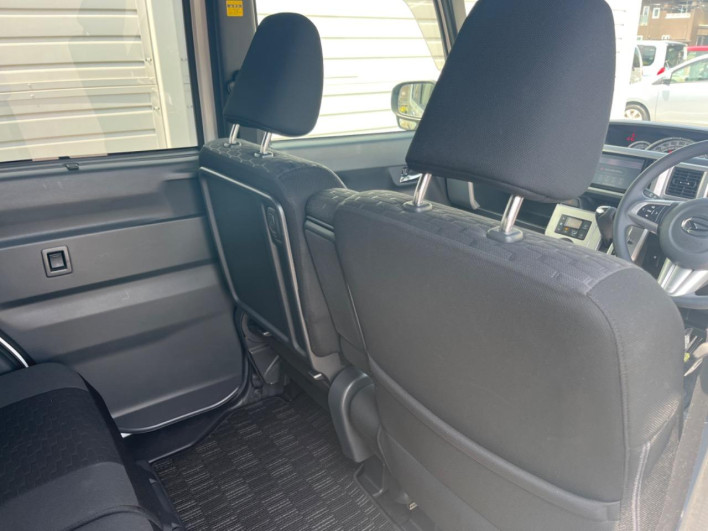 2015 Daihatsu Wake DBA-LA700S (UW-69f1f751acb75)[16]