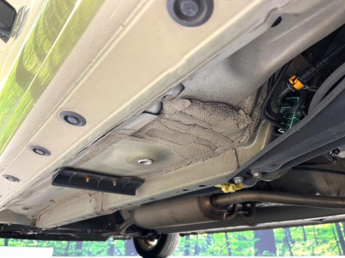 2018 Daihatsu Wake DBA-LA700S (UW-69f1f753801c3)[7]