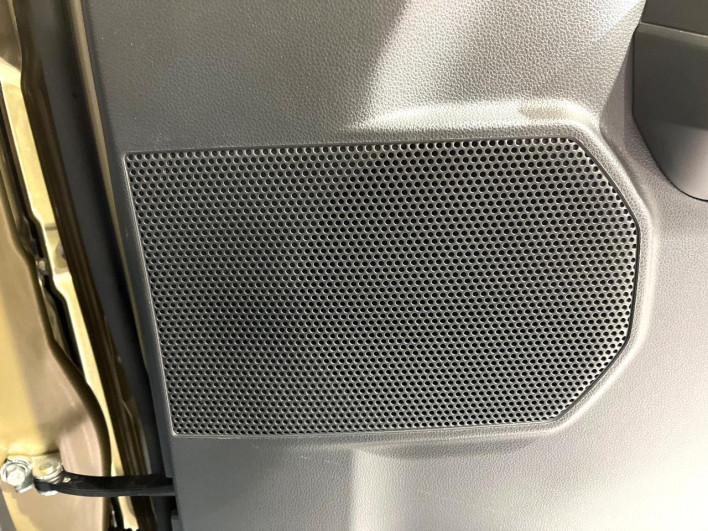 2018 Daihatsu Wake DBA-LA700S (UW-69f1f753801c3)[20]