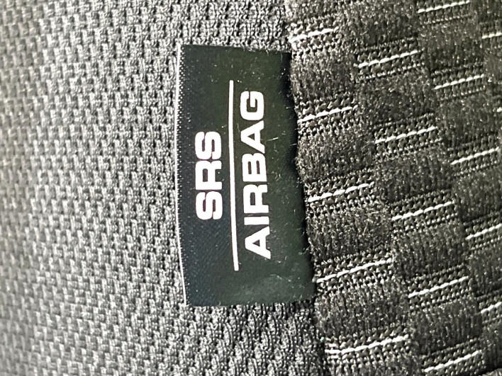 2018 Daihatsu Wake DBA-LA700S (UW-69f1f753801c3)[14]