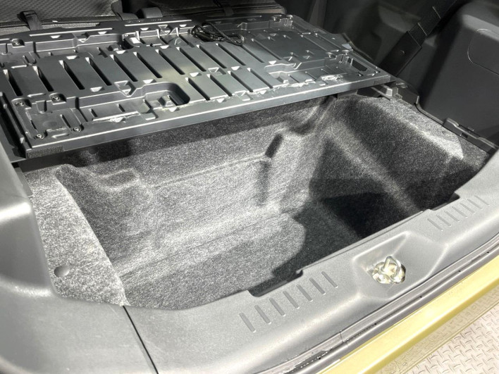 2018 Daihatsu Wake DBA-LA700S (UW-69f1f753801c3)[11]