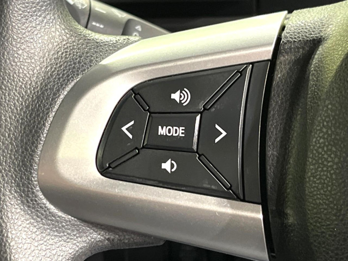 2018 Daihatsu Wake DBA-LA700S (UW-69f1f753801c3)[22]