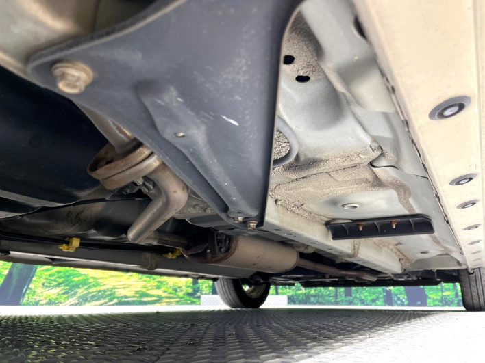 2018 Daihatsu Wake DBA-LA700S (UW-69f1f753801c3)[4]