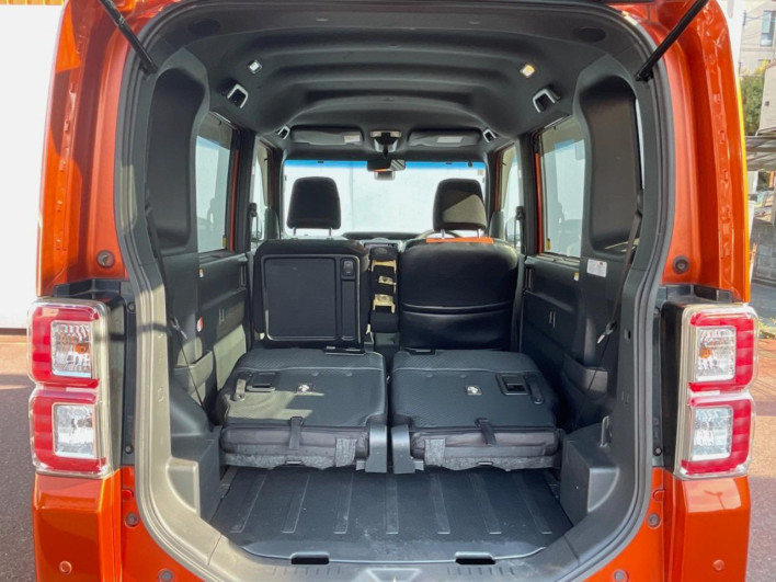 2017 Daihatsu Wake DBA-LA700S (UW-69f1f7538026b)[18]