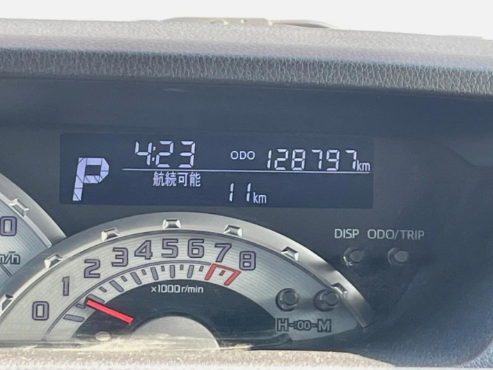 2017 Daihatsu Wake DBA-LA700S (UW-69f1f7538026b)[2]