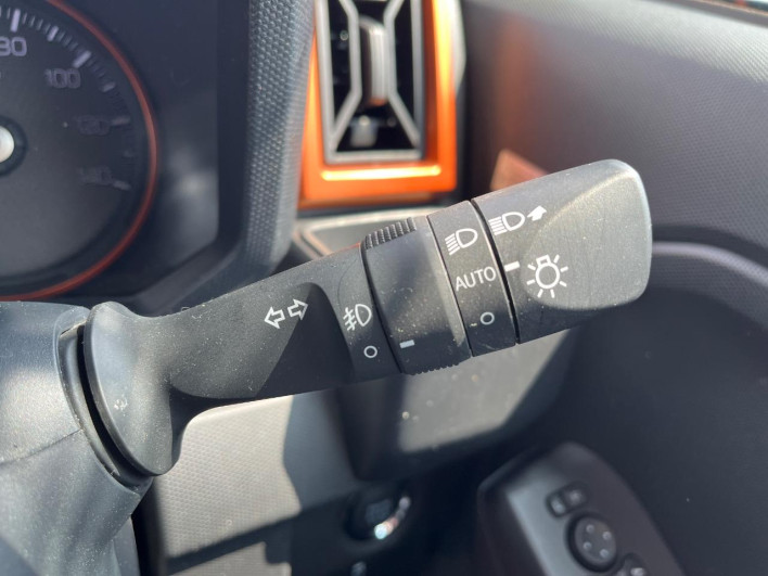 2020 Daihatsu Taft 5BA-LA900S (UW-69f1f75a9a1aa)[12]
