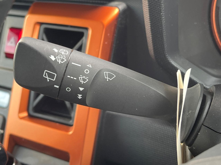 2020 Daihatsu Taft 5BA-LA900S (UW-69f1f75a9a1aa)[11]