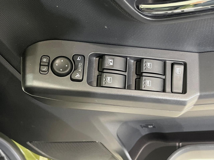 2021 Daihatsu Taft 5BA-LA900S (UW-69f1f75c44dea)[18]