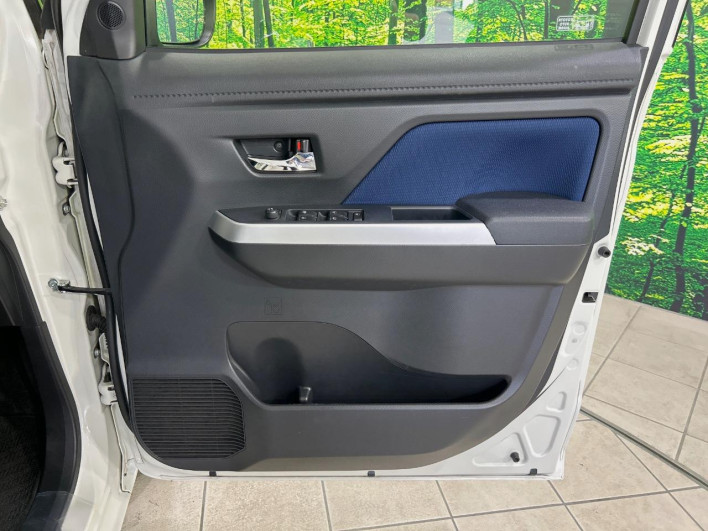 2018 Toyota Roomy DBA-M900A (UW-69f1f7614b5b8)[28]