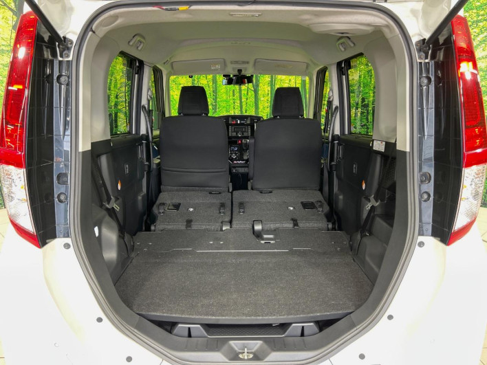 2018 Toyota Roomy DBA-M900A (UW-69f1f7614b5b8)[18]