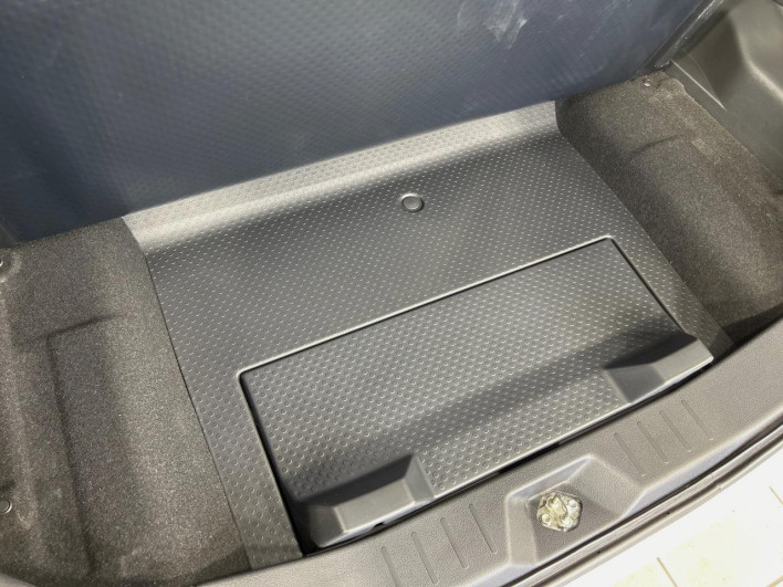2018 Toyota Roomy DBA-M900A (UW-69f1f7614b5b8)[20]
