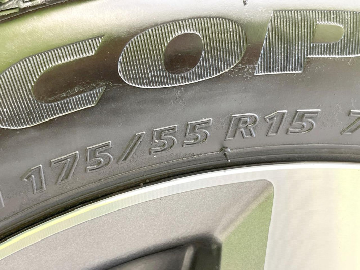 2018 Toyota Roomy DBA-M900A (UW-69f1f76157202)[17]
