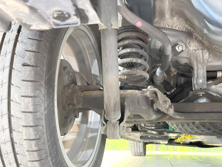 2018 Toyota Roomy DBA-M900A (UW-69f1f76157202)[20]
