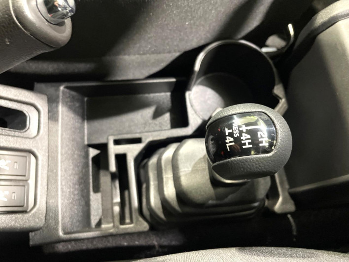 2025 Suzuki Jimny Nomad 3BA-JC74W (UW-69f1f76a10963)[27]