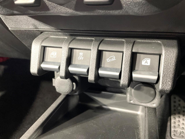 2025 Suzuki Jimny Nomad 3BA-JC74W (UW-69f1f76b87ae5)[26]