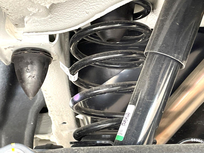 2025 Suzuki Jimny Nomad 3BA-JC74W (UW-69f1f76b88406)[28]