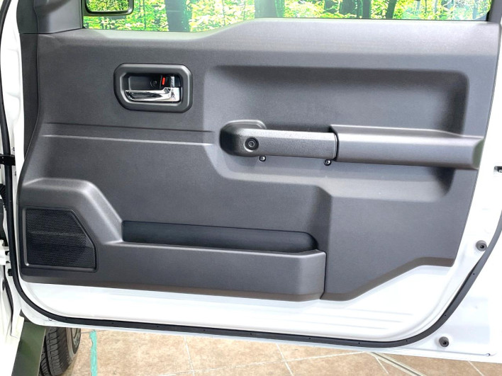 2025 Suzuki Jimny Nomad 3BA-JC74W (UW-69f1f76b88406)[6]