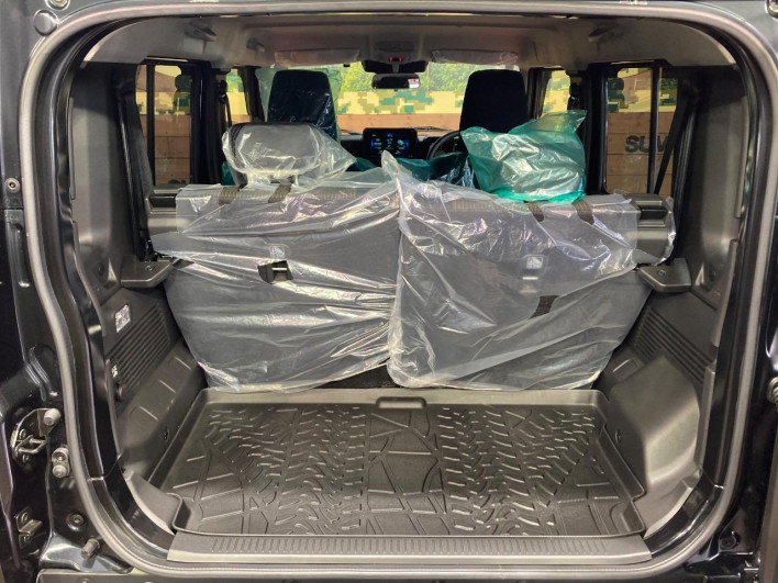 2026 Suzuki Jimny Nomad 3BA-JC74W (UW-69f1f76d6a875)[25]