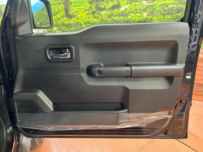 2026 Suzuki Jimny Nomad 3BA-JC74W (UW-69f1f76dc0347)[29]